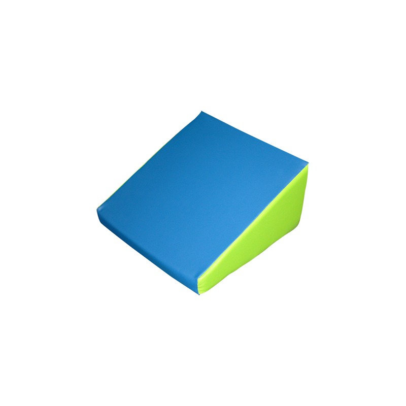 FIGURA RAMPA PEQUEÑA 60X60X30CM