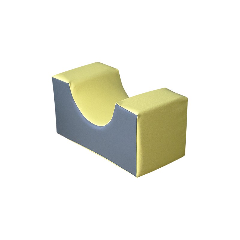 FIGURA MINIASIENTO CURVO 30X30X60CM