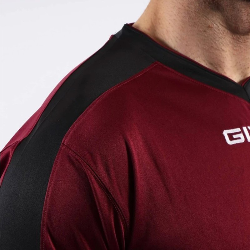 CAMISETA GIVOVA REVOLUTION