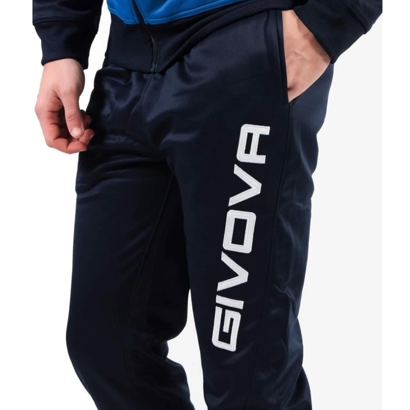 CHÁNDAL GIVOVA CUBA
